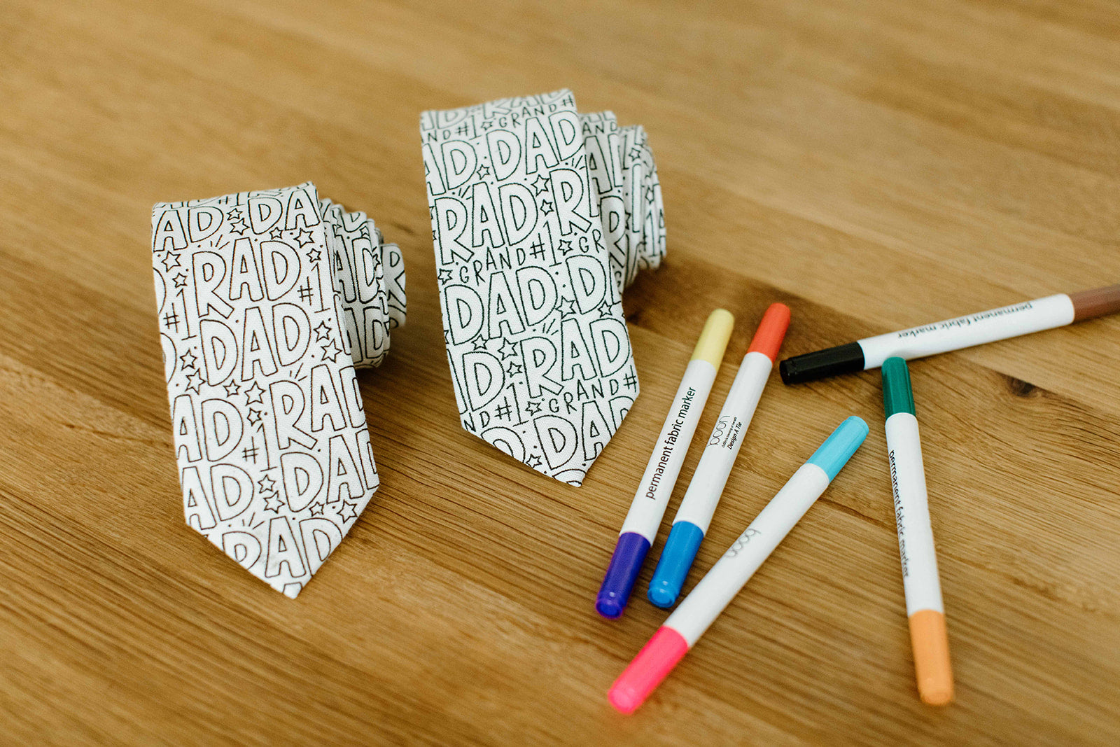 Rad Dad Coloring Tie  *markers sold separately