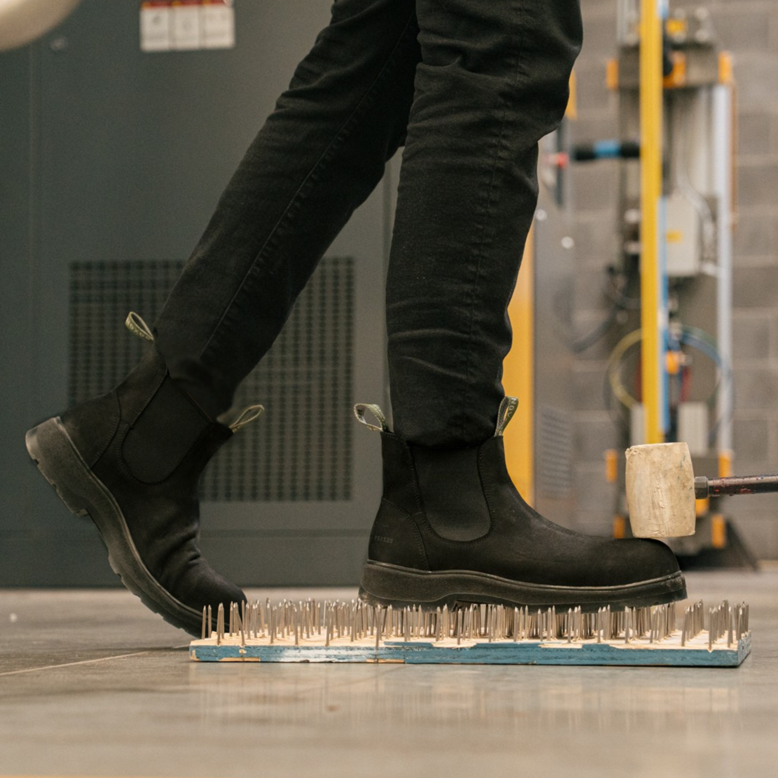 COMPOSITE TOE RAINIER BLACK BOOT