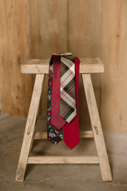 Dashing Floral - Youth Tie